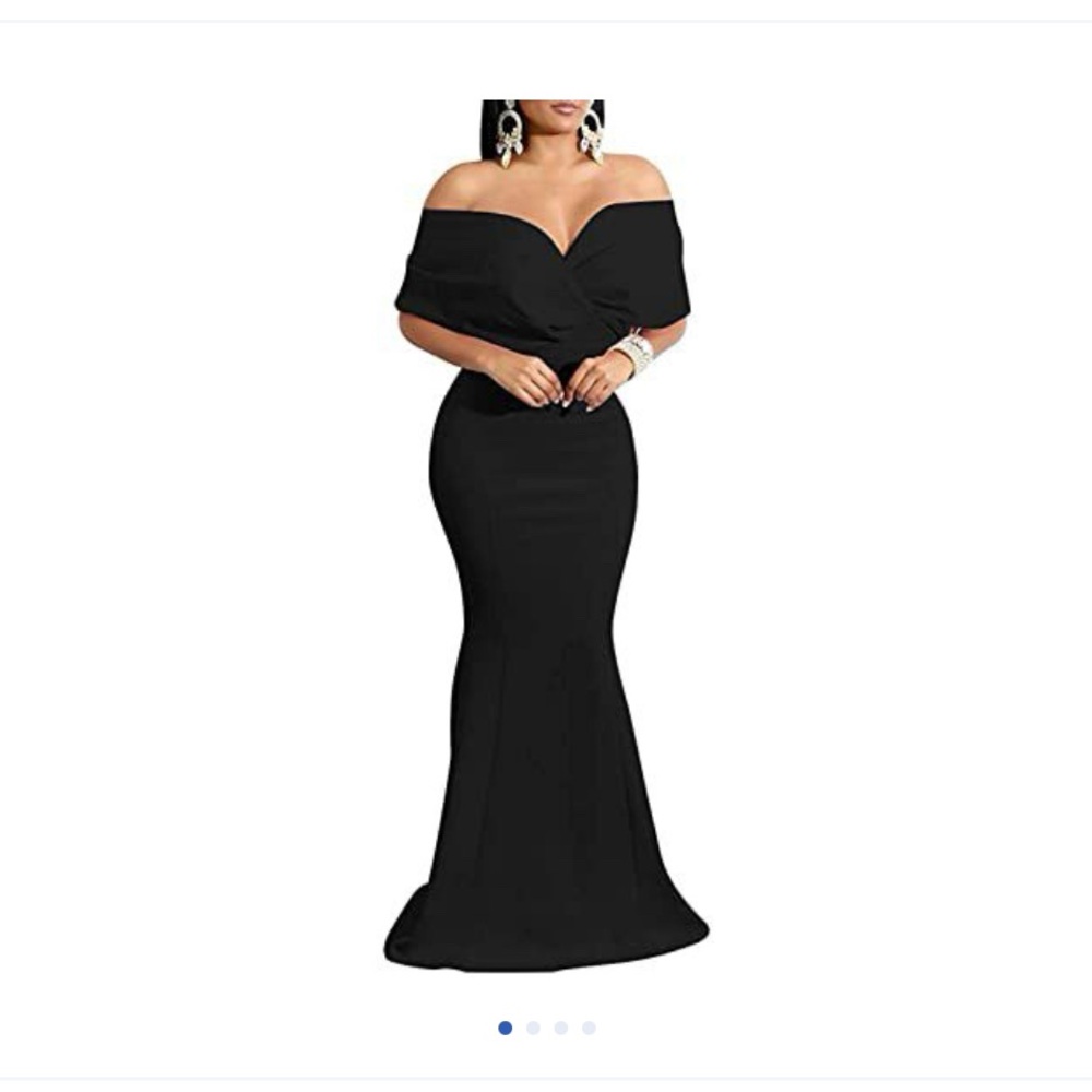 Off-Shoulder Black Mermaid Evening Dress